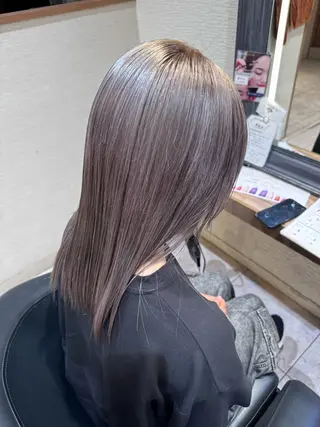 セミロング 🐺ウルフ× ハイトーン🐺MOEのヘアスタイル