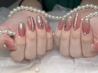 ネイル lucky nail 歌舞伎町のネイルデザイン