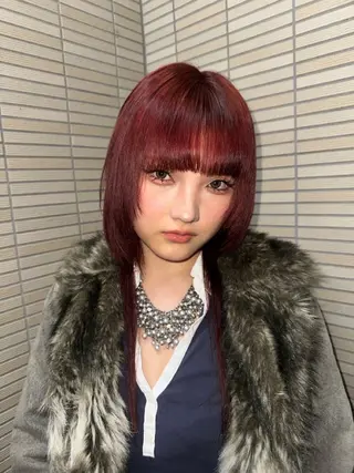 ミディアム ハイトーン🫀 デザイン🪐yumeのヘアスタイル