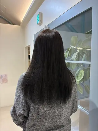 ロング 加藤 風花のヘアスタイル