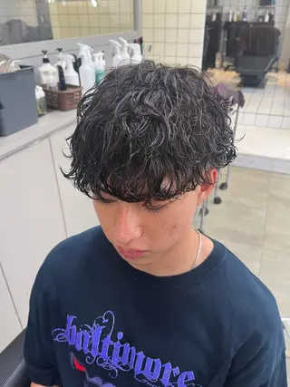 ミディアム パーマ メンズ 横浜駅メンズパーマ師 🌀岩﨑弘成🌀のヘアスタイル