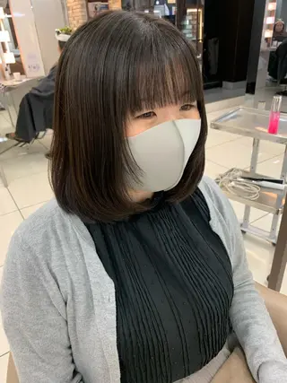 ミディアム カラー 羽エクステ🩷 🤍まき🤍のマツエク・マツパデザイン