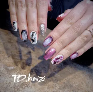 セミロング めぐみのネイルサロン スタッフ練習のネイルデザイン