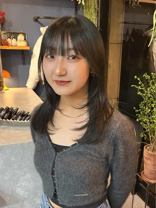 ミディアム 似合わせカット Rinka🌻のヘアスタイル