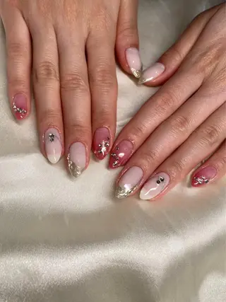 ネイル マツエク・マツパ アイブロウ Nail&eye Belire 新宿のネイルデザイン