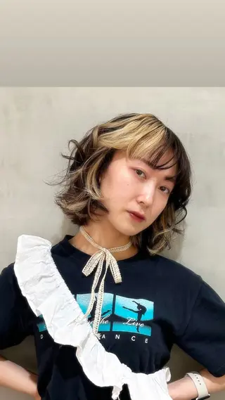 ミディアム カラー タナカ カナ🫧のヘアスタイル