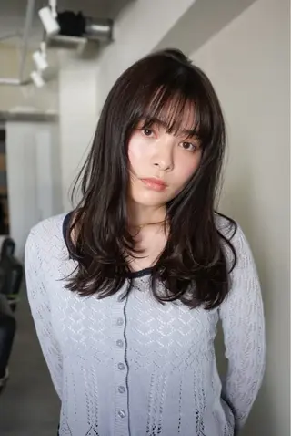 ミディアム Bond Story りき カラーモデルのヘアスタイル
