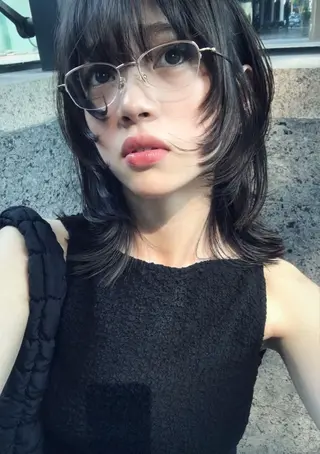 ミディアム イシカワ ルナのヘアスタイル