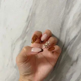 ネイル REMIA 🤍 NAKANEのネイルデザイン