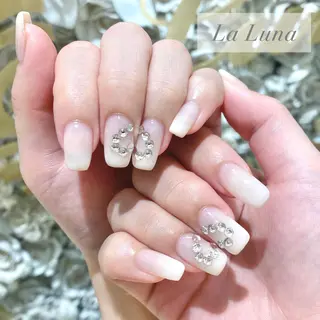 ネイル LaLuna🌙 Natsukiのネイルデザイン