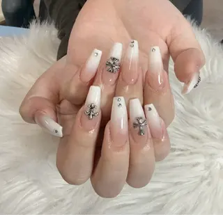 ネイル MoonHi Nail 朝霞台のネイルデザイン