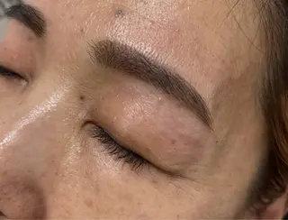 アイブロウ en_ Nanamiのマツエク・マツパデザイン