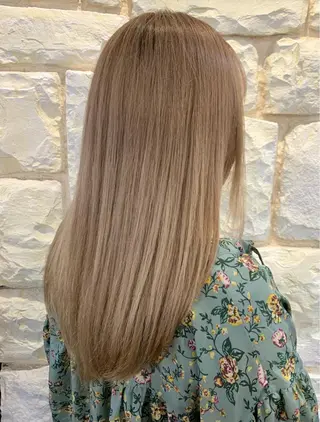 ロング 石原 姫菜のヘアスタイル