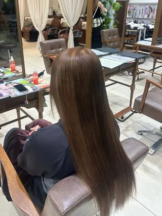 ロング 竹内帆希/縮毛矯正 /デザインカラーのヘアスタイル