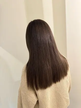 ロング カラー 内沼 恵留菜のヘアスタイル