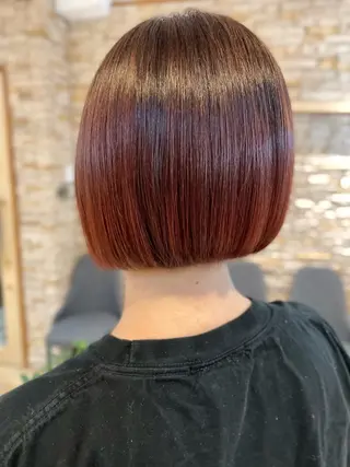 ショート 艶髪／透け感カラー ／ＲＹＯのヘアスタイル