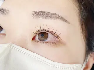 マツエク・マツパ Rea🌈Coco まつぱ/パリジェンヌのマツエク・マツパデザイン