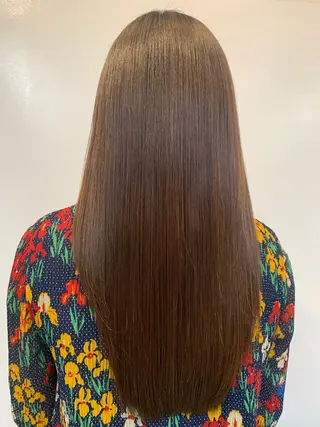 セミロング カラー トップ スタイリストのヘアスタイル