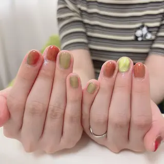 ネイル mano nella manoのネイルデザイン