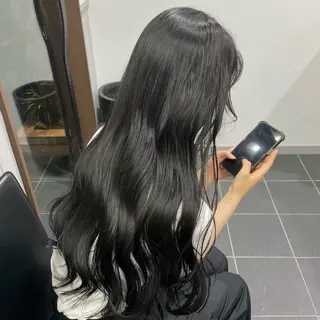 ロング 栄/レイヤーカット/ ベージュカラー/モモのヘアスタイル