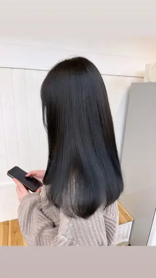 セミロング カラー 🦋レイヤー職人 猪瀬玲奈🦋のヘアスタイル