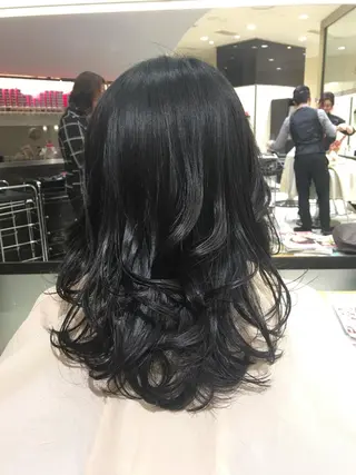 セミロング 黒田恵里香ショート カットモデル募集中のヘアスタイル