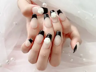 ネイル 渋谷T&B  みお ロング無制限⭐️のネイルデザイン