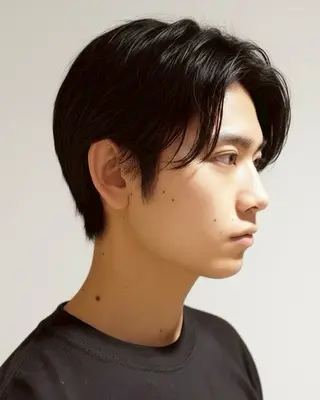 ショート パーマ メンズ 杉下 愛純のヘアスタイル