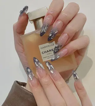 ネイル MOON nailsのネイルデザイン