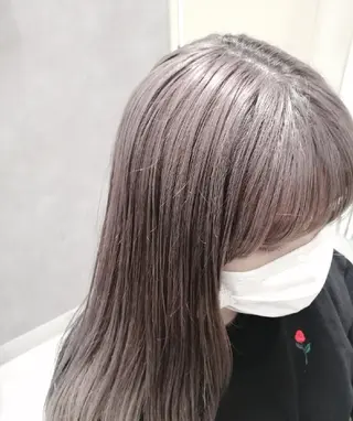 カラー hase _のヘアスタイル