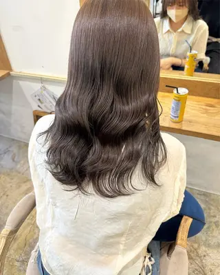 カラー Defi【梅田】 Hinataのヘアスタイル