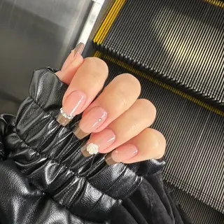 ネイル 🌼Miku 表参道🌼のネイルデザイン