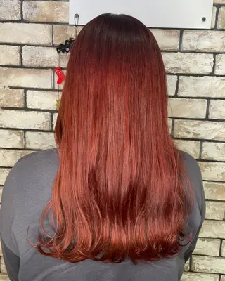 セミロング カラー 🍑🧋ハイトーン 暖色カラーlucaのヘアスタイル