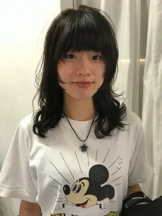 ミディアム 赤み消しカラー/ ナチュラル/トモキのヘアスタイル
