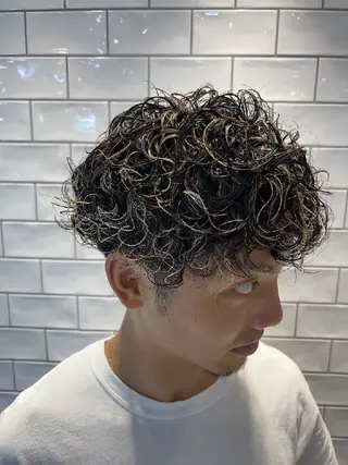 ミディアム カラー パーマ ヘアアレンジ メンズ 【毛流れヘア】 人気No.1/ユウキのヘアスタイル
