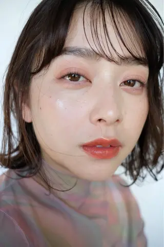 アイブロウ 暖色カラー 奥村陽花のヘアスタイル