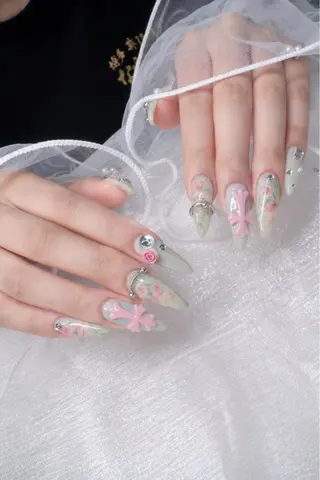 ネイル BA_PIU NAILのネイルデザイン