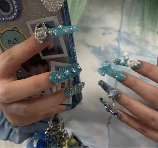 ネイル Maya 🧊🫧‪のネイルデザイン