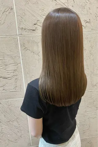 ロング カラー 菊地 紗矢のヘアスタイル