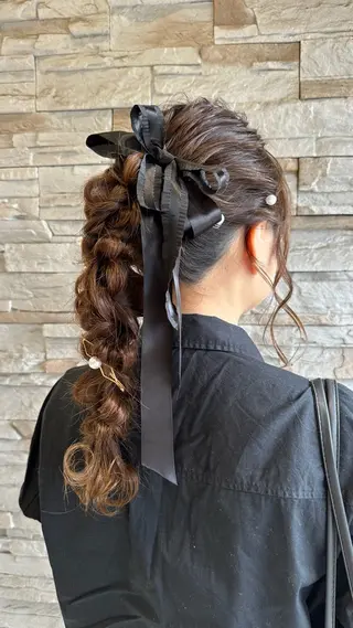 ヘアアレンジ 艶髪/ブリーチなし Wカラー🌺yuiのヘアスタイル