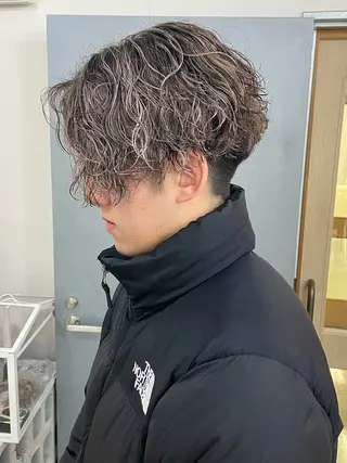 カラー パーマ メンズ エビスザキレン／メン ズ／心斎橋🌳のヘアスタイル