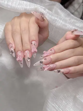 ネイル Lee Nailsのネイルデザイン