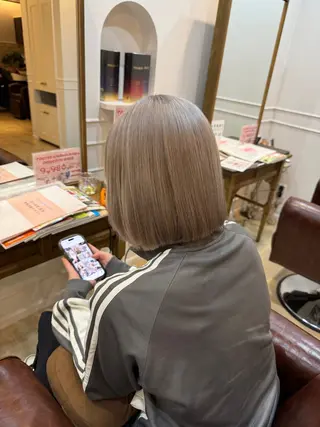 ショート カラー houda marinのヘアスタイル