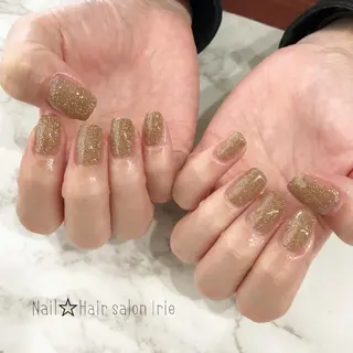 ネイル Hair salon Irie所属・與儀 知佳のネイルデザイン