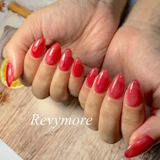 ミディアム ネイル nail salon Revymoreのネイルデザイン