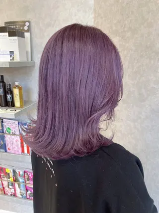 ミディアム カラー Rina  のヘアスタイル