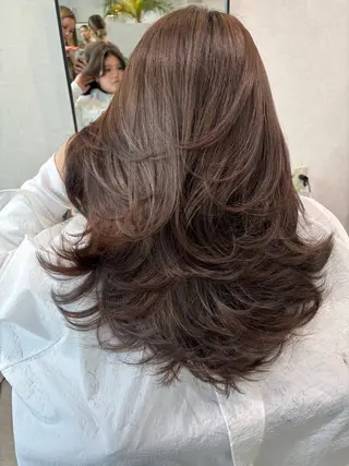 ミディアム 心斎橋/海外レイヤー 募集中三好玲奈のヘアスタイル