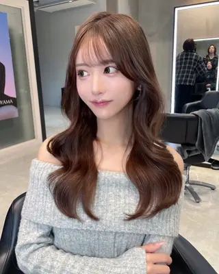 セミロング 韓国✖️網紅🖤 パーマYURIYAのヘアスタイル