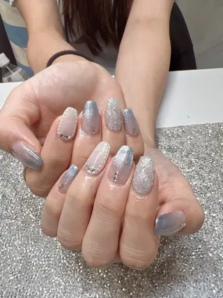 ネイル ガレンドウ 白澤 愛子のネイルデザイン