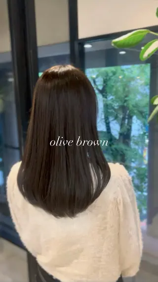 セミロング 𝑴𝒊𝒐/艶 カラー/募集中🌸のヘアスタイル